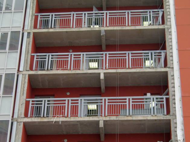 Балконы нормы. Переходная лоджия. Переходные балконы. Переходные балконы в жилых домах. Общий балкон.